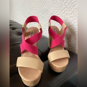 💖Steve Madden💖 pink and nude wedge. Worn maybe once?